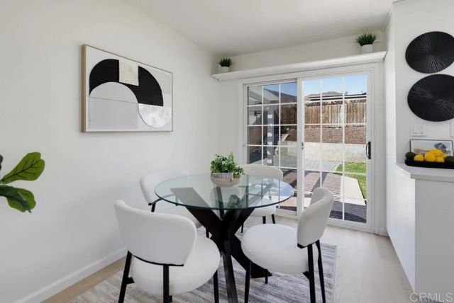 6954 Ballinger, San Diego, CA 92119