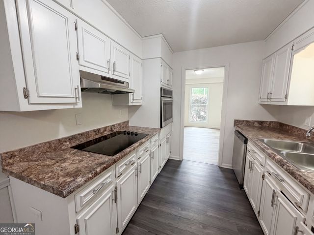 6330 Tahoe Drive, Atlanta, GA 30349