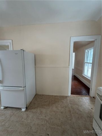 291 East North Street S, Buffalo, NY 14204