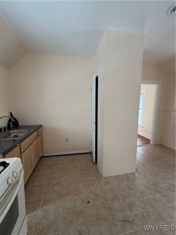 291 East North Street S, Buffalo, NY 14204