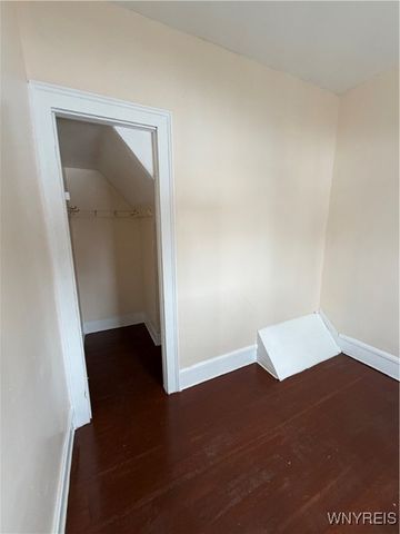 291 East North Street S, Buffalo, NY 14204