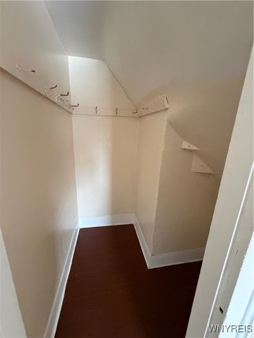 291 East North Street S, Buffalo, NY 14204