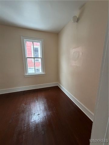 291 East North Street S, Buffalo, NY 14204