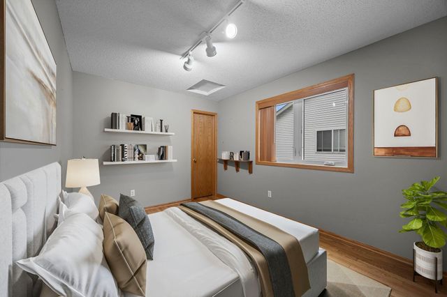 8367 143rd Street W, Apple Valley, MN 55124