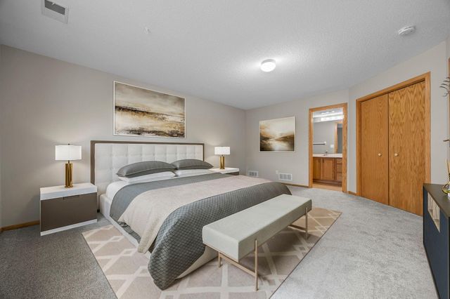 8367 143rd Street W, Apple Valley, MN 55124