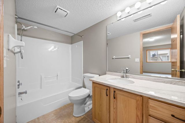 8367 143rd Street W, Apple Valley, MN 55124