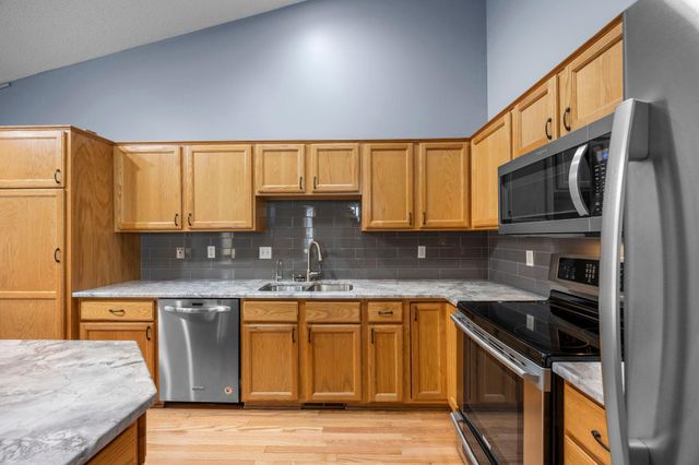 8367 143rd Street W, Apple Valley, MN 55124