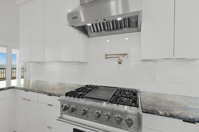 24451 San Luis Pass Road, Galveston, TX 77554