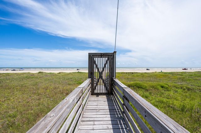 24451 San Luis Pass Road, Galveston, TX 77554