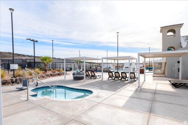 1340 N PASEOS ST, Washington, UT 84780