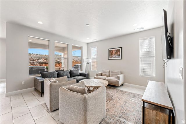 1340 N PASEOS ST, Washington, UT 84780