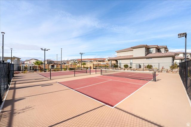 1340 N PASEOS ST, Washington, UT 84780