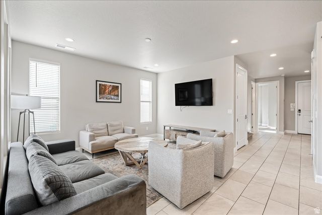 1340 N PASEOS ST, Washington, UT 84780