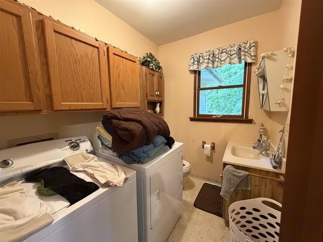 6242 Hawley Highway, Belding, MI 48809