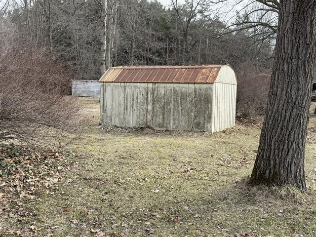 6242 Hawley Highway, Belding, MI 48809