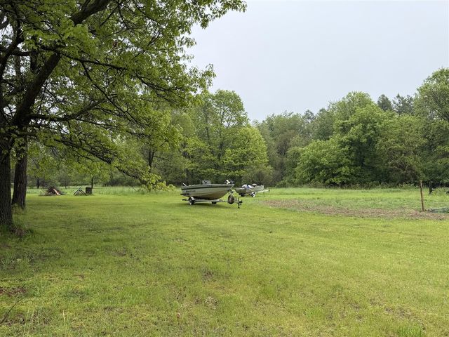 6242 Hawley Highway, Belding, MI 48809