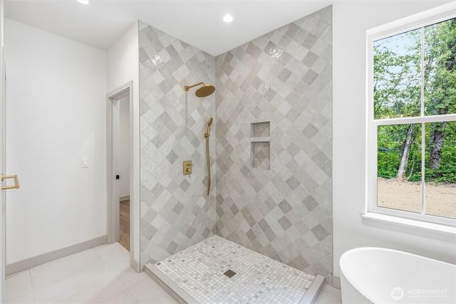19470 Kamden Court, Sedro Woolley, WA 98284