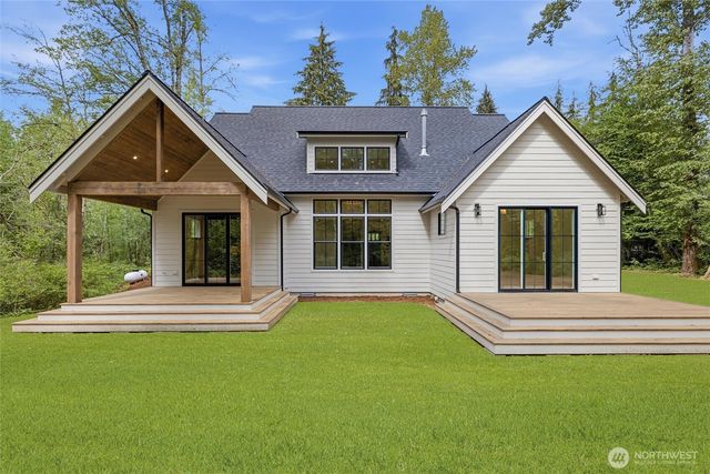 19470 Kamden Court, Sedro Woolley, WA 98284