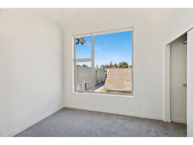 805 N Failing St, Portland, OR 97227