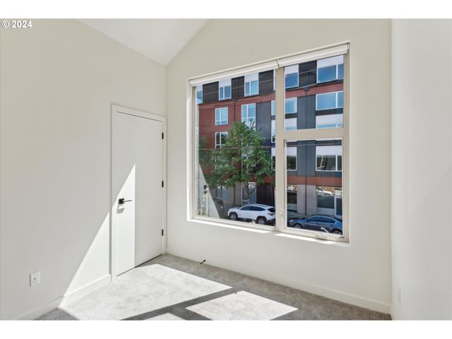 805 N Failing St, Portland, OR 97227