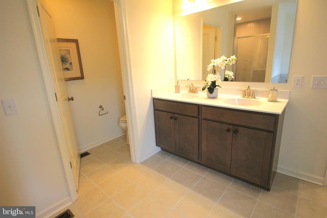 530 WHEELMEN ST #8 WENTWORTH, Middletown, DE 19709