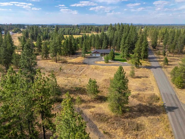 5818 S Abbott Rd, Spokane, WA 99224
