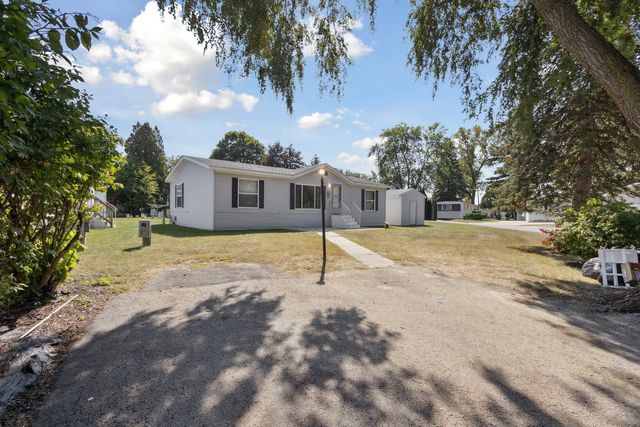 4004 Bluff Drive, Belvidere, IL 61008