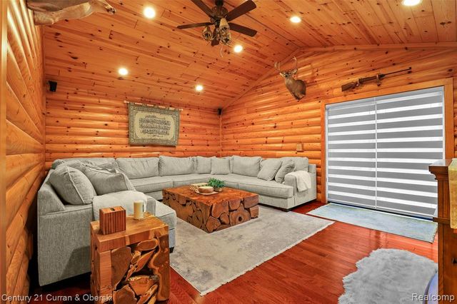 6446 Oakman Boulevard, Dearborn, MI 48126