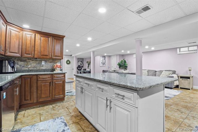 6446 Oakman Boulevard, Dearborn, MI 48126