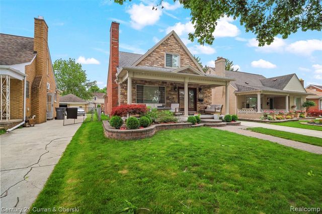 6446 Oakman Boulevard, Dearborn, MI 48126