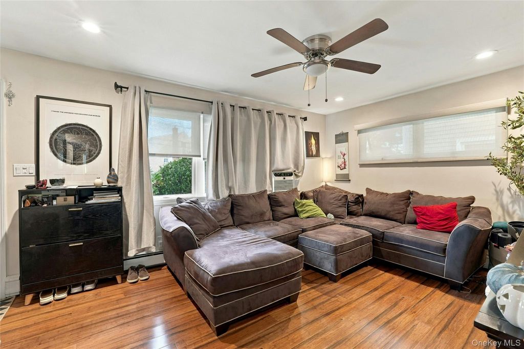 22 Fulton Avenue, New Hyde Park, NY 11040 — photo 5