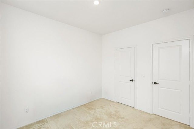 2818 E Berry Loop Privado 76, Ontario, CA 91761