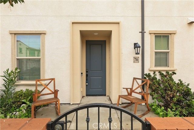 2818 E Berry Loop Privado 76, Ontario, CA 91761