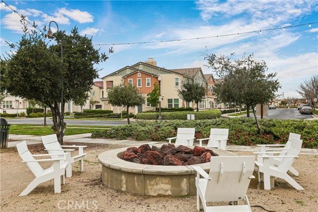 2818 E Berry Loop Privado 76, Ontario, CA 91761