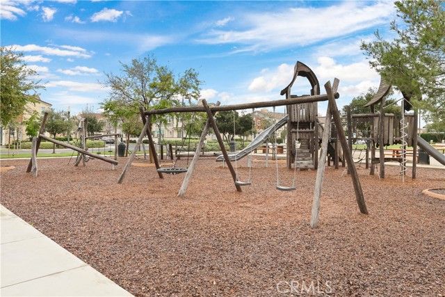 2818 E Berry Loop Privado 76, Ontario, CA 91761