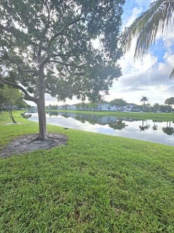 3566 NW 13th St, Lauderhill, FL 33311