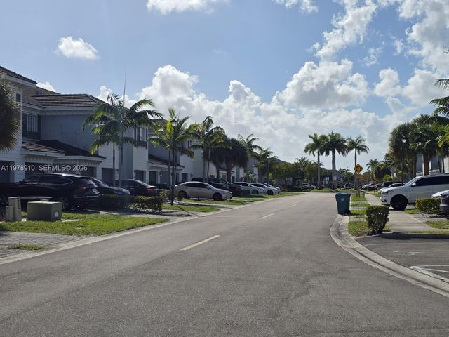 3566 NW 13th St, Lauderhill, FL 33311