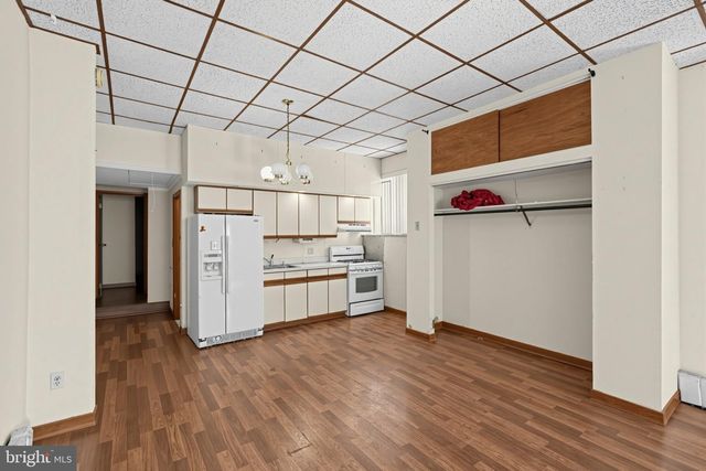 1615 WOLF ST, Philadelphia, PA 19145