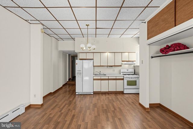 1615 WOLF ST, Philadelphia, PA 19145