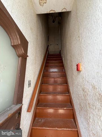 1615 WOLF ST, Philadelphia, PA 19145