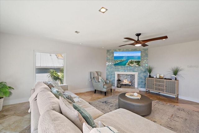412 S CASEY KEY ROAD, Nokomis, FL 34275