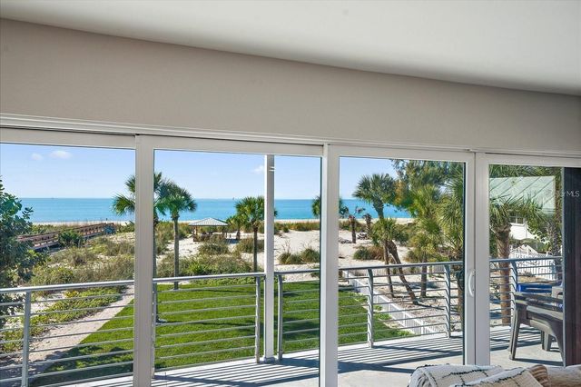 412 S CASEY KEY ROAD, Nokomis, FL 34275