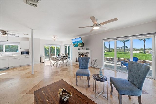 412 S CASEY KEY ROAD, Nokomis, FL 34275