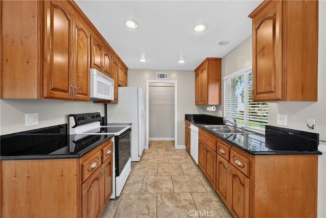 333 Surry Court, Brea, CA 92821