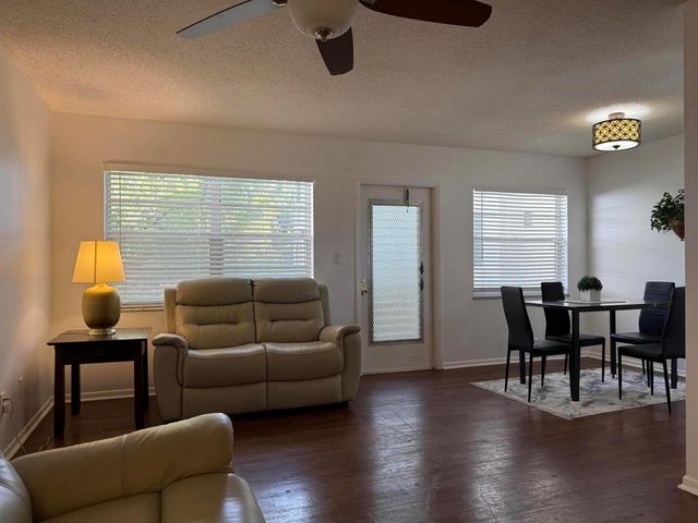 1225 NW 21ST Street 1-103, Stuart, FL 34994