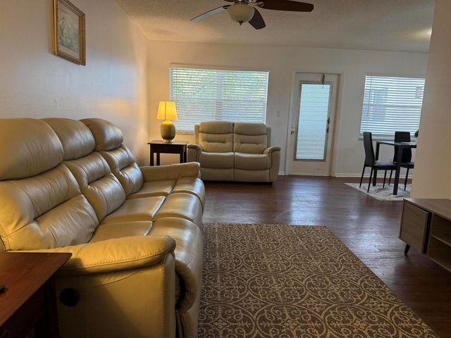 1225 NW 21ST Street 1-103, Stuart, FL 34994