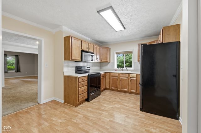 7860 E 900 N, Indianapolis, IN 46259