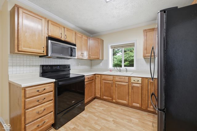 7860 E 900 N, Indianapolis, IN 46259