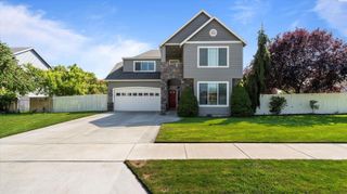 4704 Valencia Dr, Pasco, WA 99301