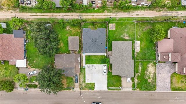 913 W Hackberry Avenue, Alamo, TX 78516
